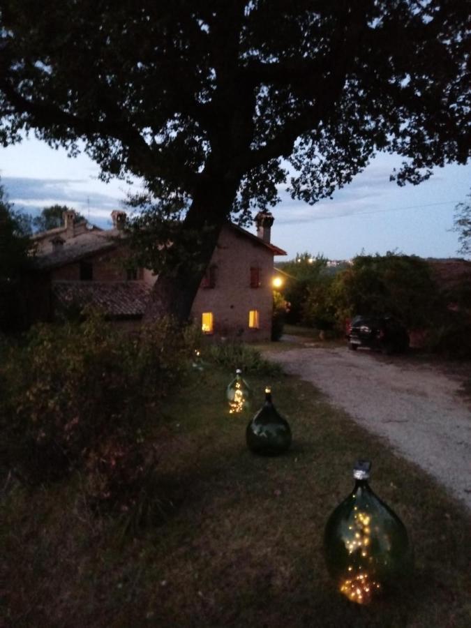 B&B I Canonici Урбіно Екстер'єр фото
